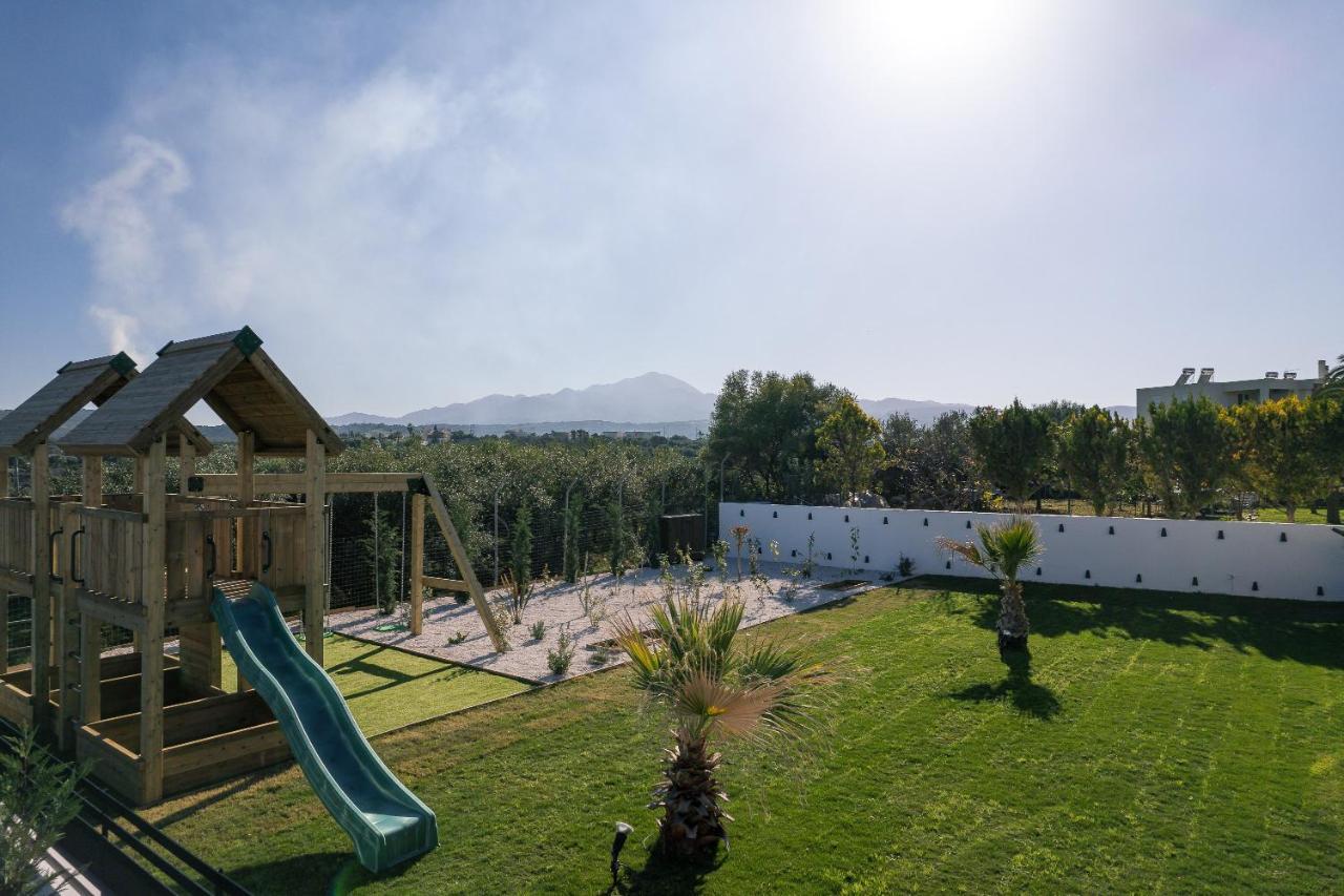 Macaw Luxury Residence, Daily Housekeeping Included! Villa