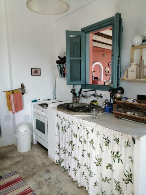 Casa Dei Melograni At Vourlidia Leros * Vromolithos