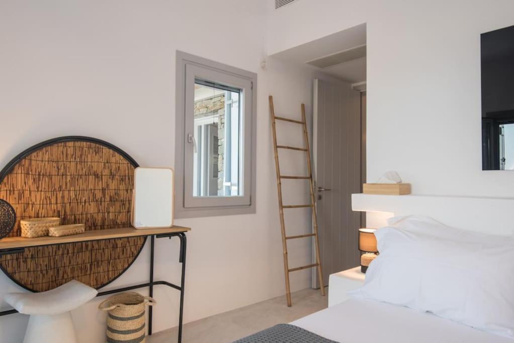 Villa Seasterni Isterni (Paros)