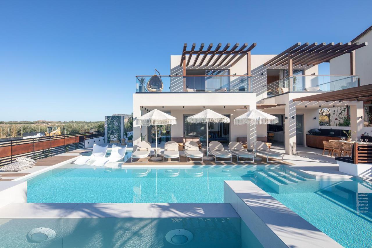 Villa Macaw Luxury Residence, Daily Housekeeping Included! Skaleta