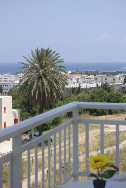 Yiannis Apartment *