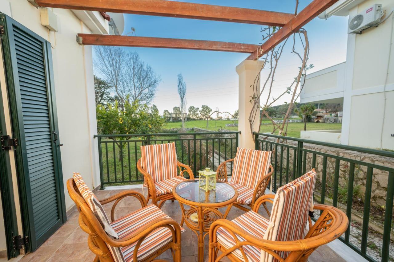 Captain's Villas Apartment *