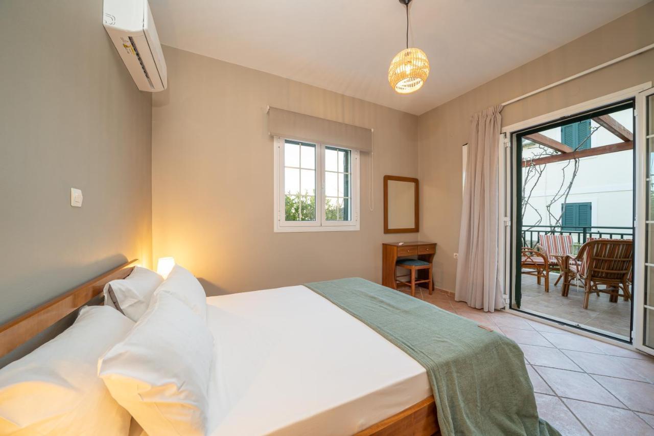 Captain's Villas Katelios