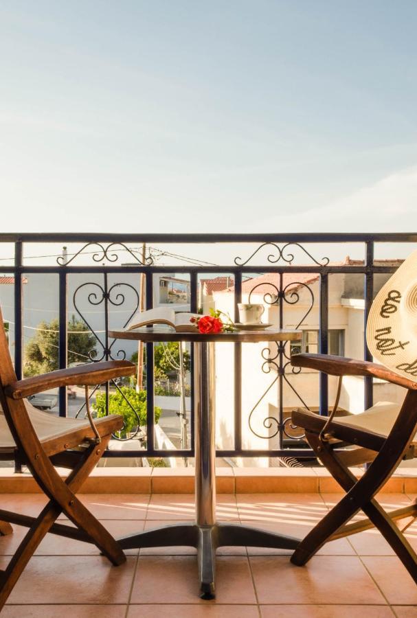 Athena Aparthotel Megalochori (Agistri)