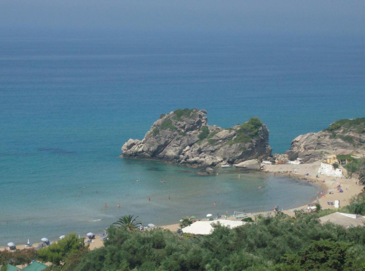 With Adult And Childrens Pool And Sea View - Apartment *