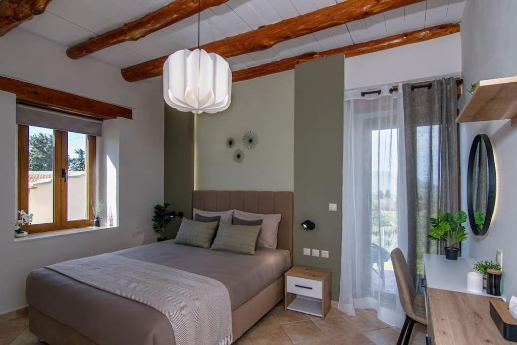 Villa Stone Halepa With Panoramic View. Neon Khorion (Chania)