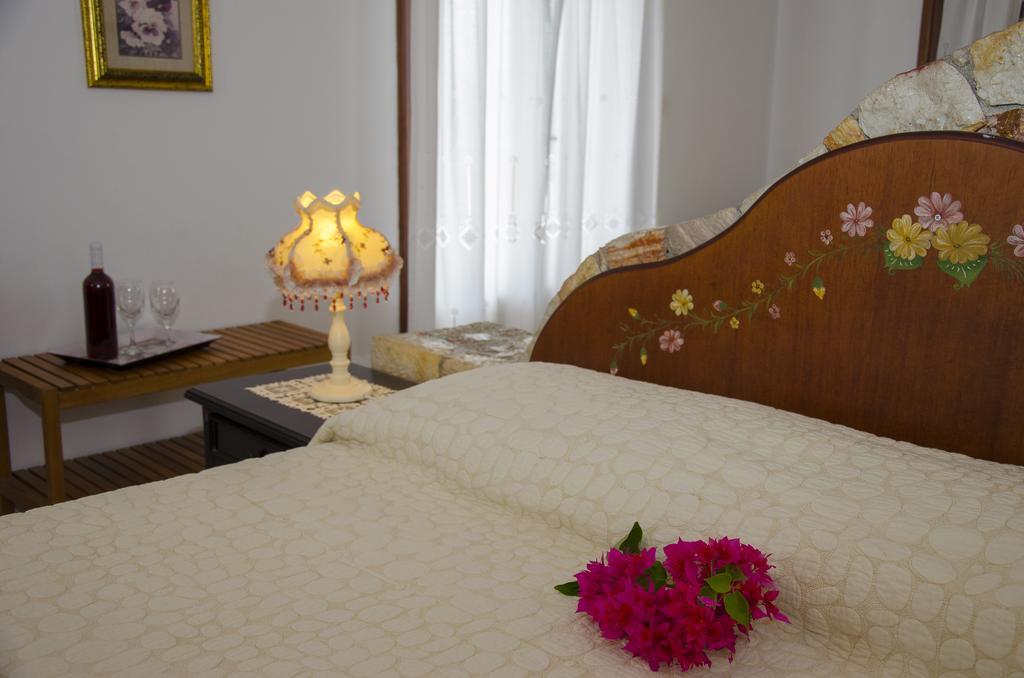 Apartment Niriides