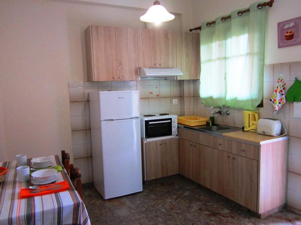 Apartment Varvara & I Peroulades (Corfu)