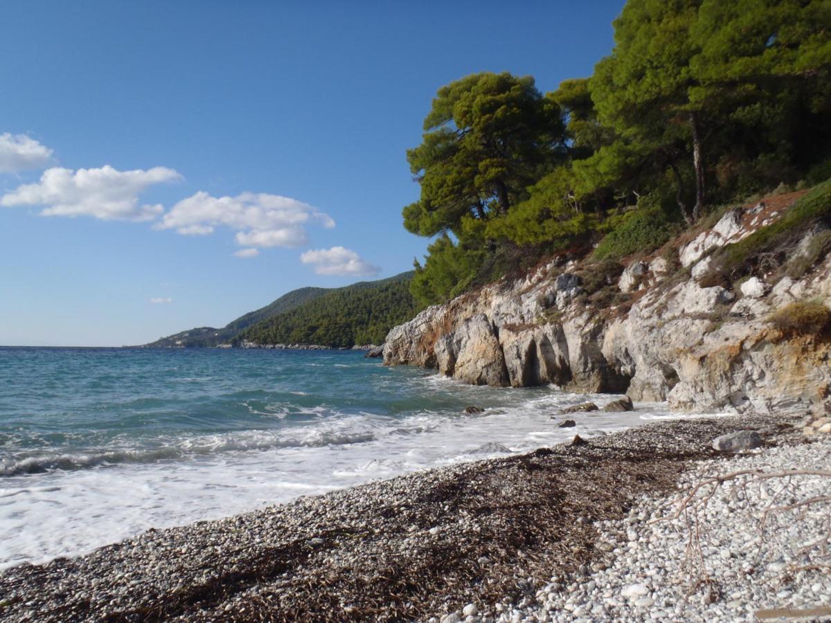 O Pyrgos Panormos (Skopelos)