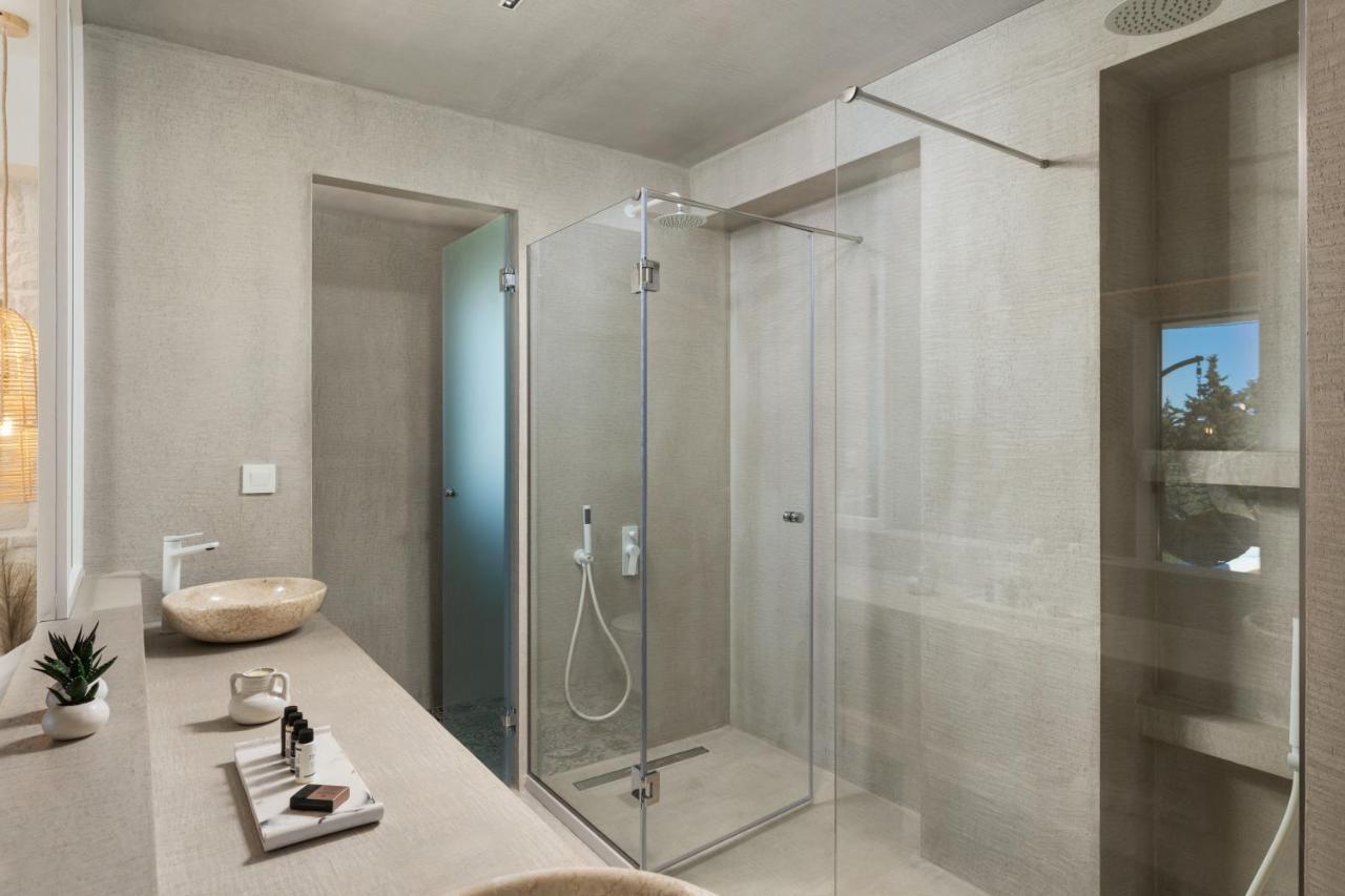Villa Sohora Twin Xirosternion