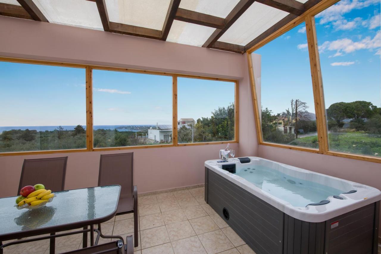 Ifigeneia Private Hot Tub