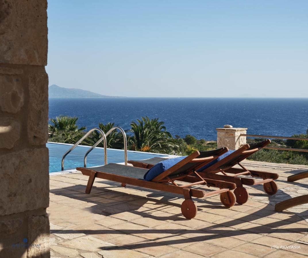 Villa Blue Caves - Exceptional With Private Pools Direct Access To The Sea Korithion