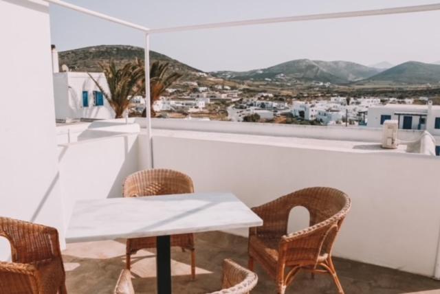 Perseas Aparthotel Naousa (Paros)