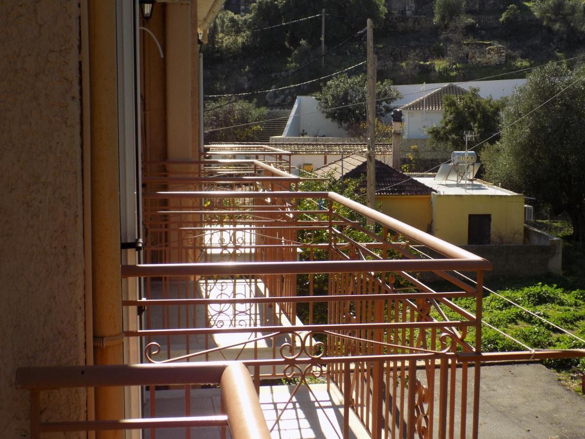 Afrodite Spacious Apartments! Aparthotel 2*