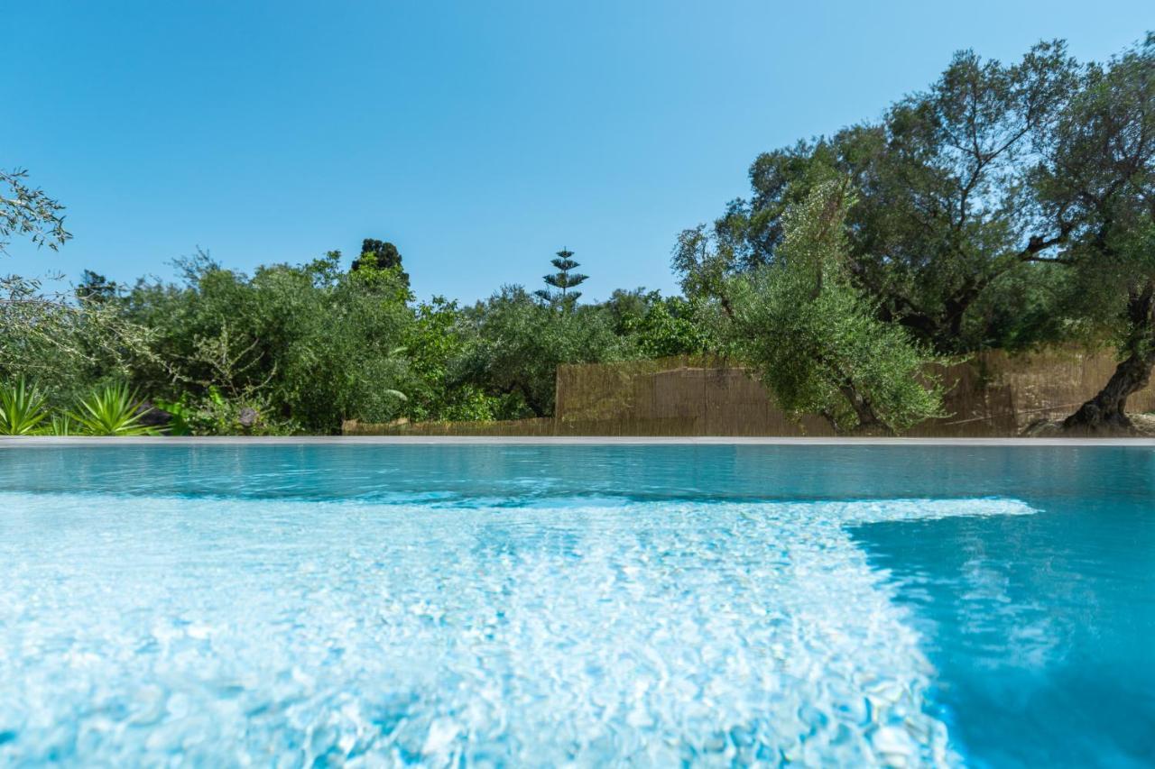 Lazaros Hotel Resort 3*