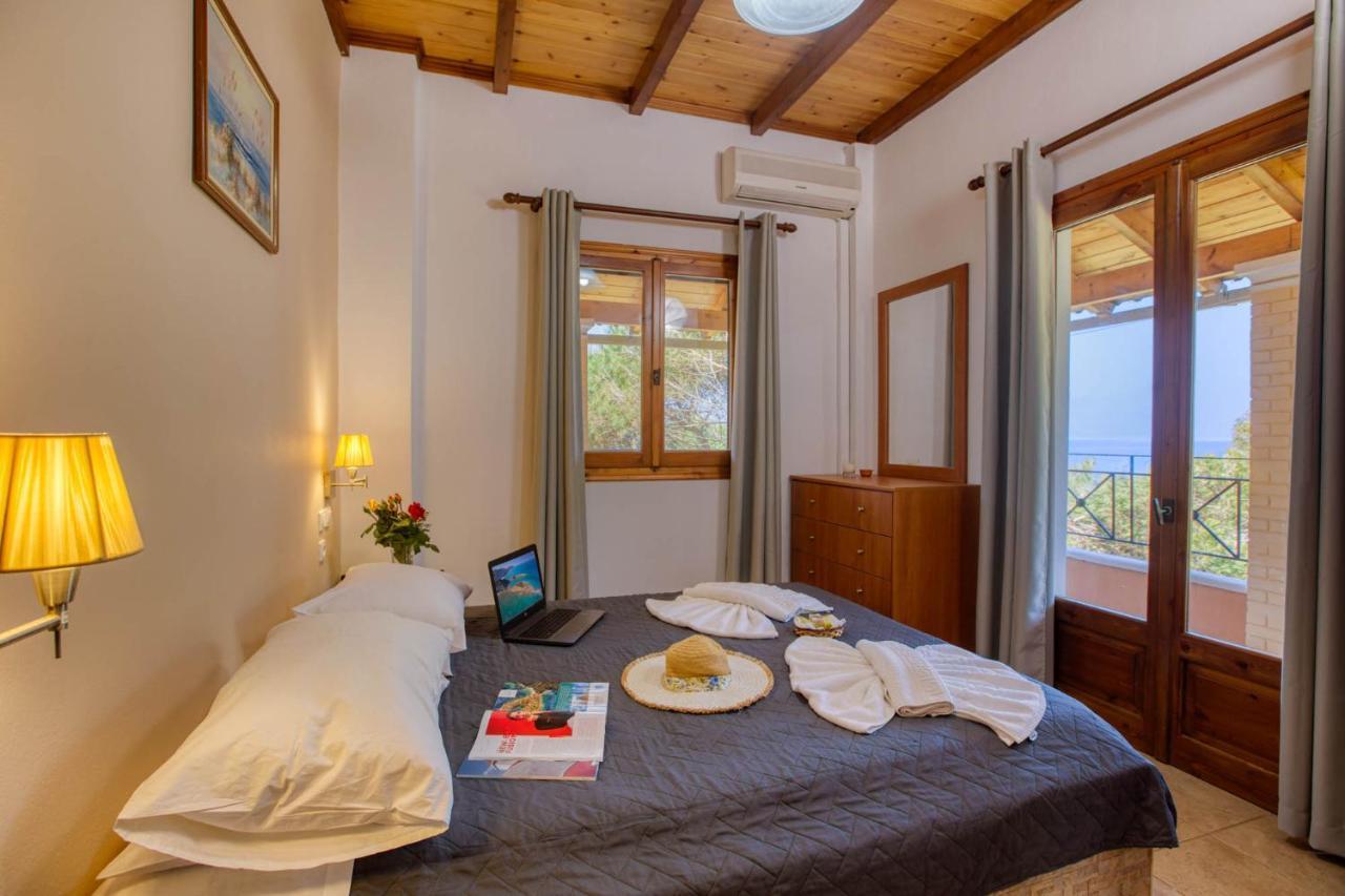 Christinas Agios Matthaios (Corfu)