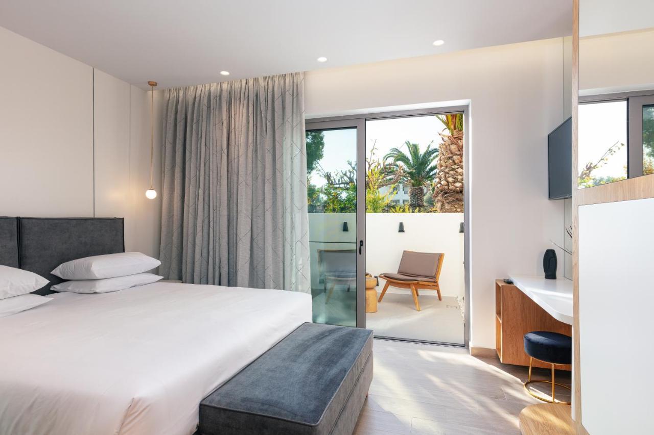 Villa Macaw Luxury Residence, Daily Housekeeping Included!
