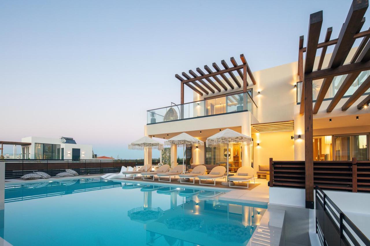 Macaw Luxury Residence, Daily Housekeeping Included! *