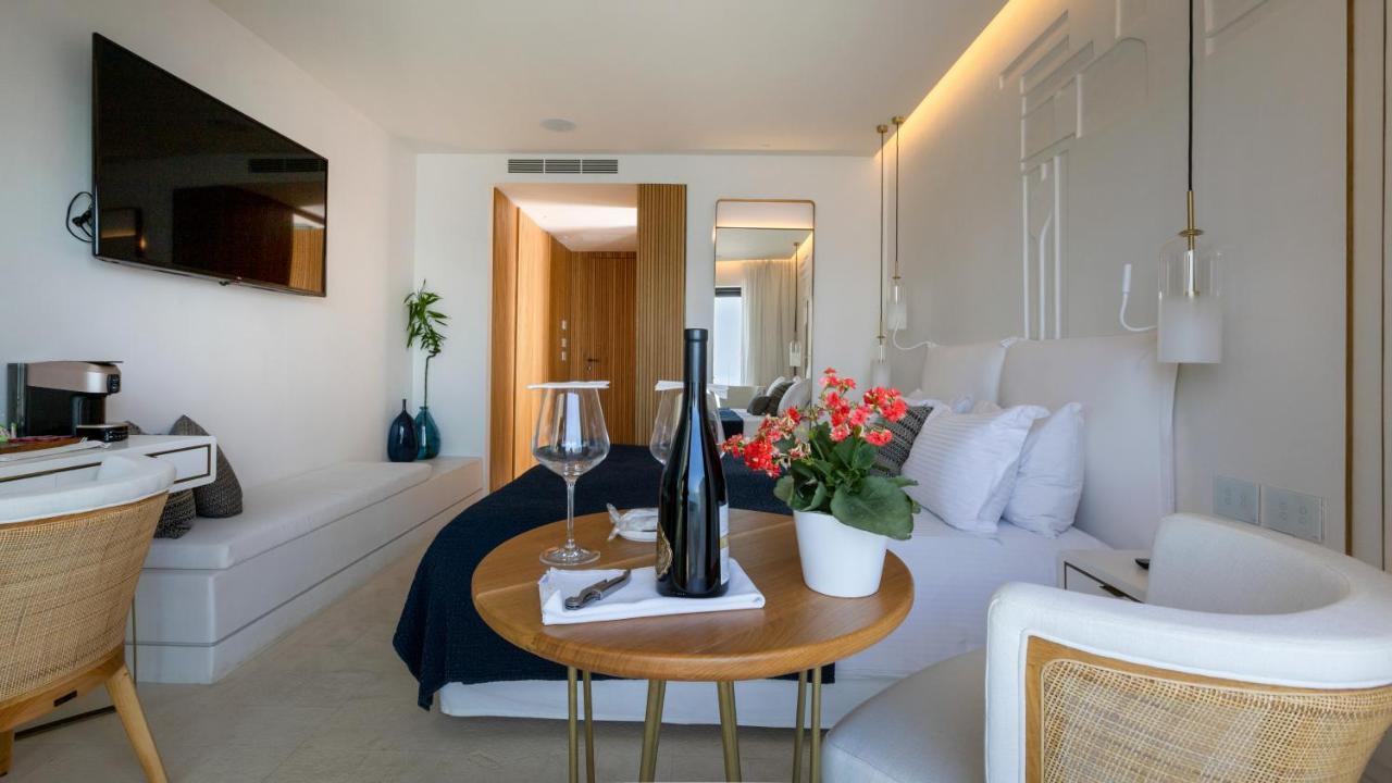 The Island Concept Luxury Boutique Heated Pool Hotel 5*