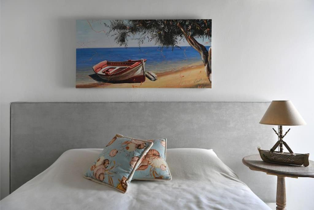 Sunray Front 2 Bedroom House Next To Kite Sports * Parikia (Paros)