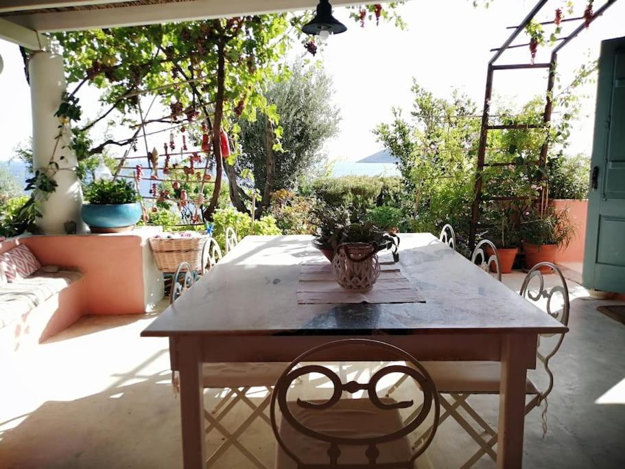 Casa Dei Melograni At Vourlidia Leros Vromolithos
