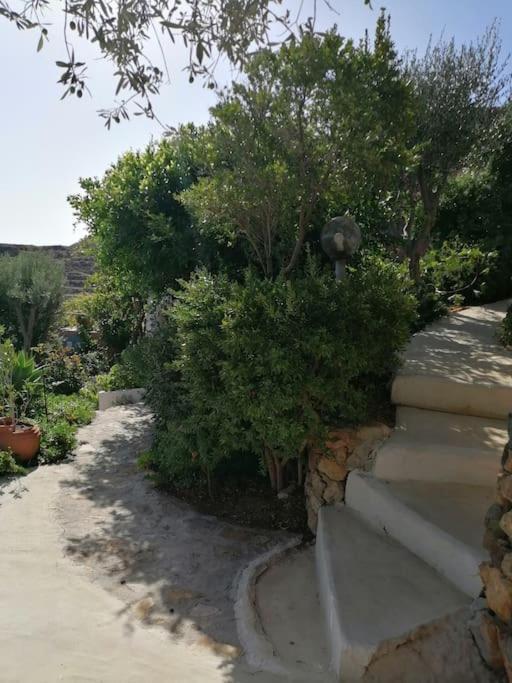 Casa Dei Melograni At Vourlidia Leros *