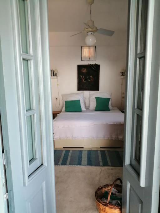 Holiday home Casa Dei Melograni At Vourlidia Leros Vromolithos