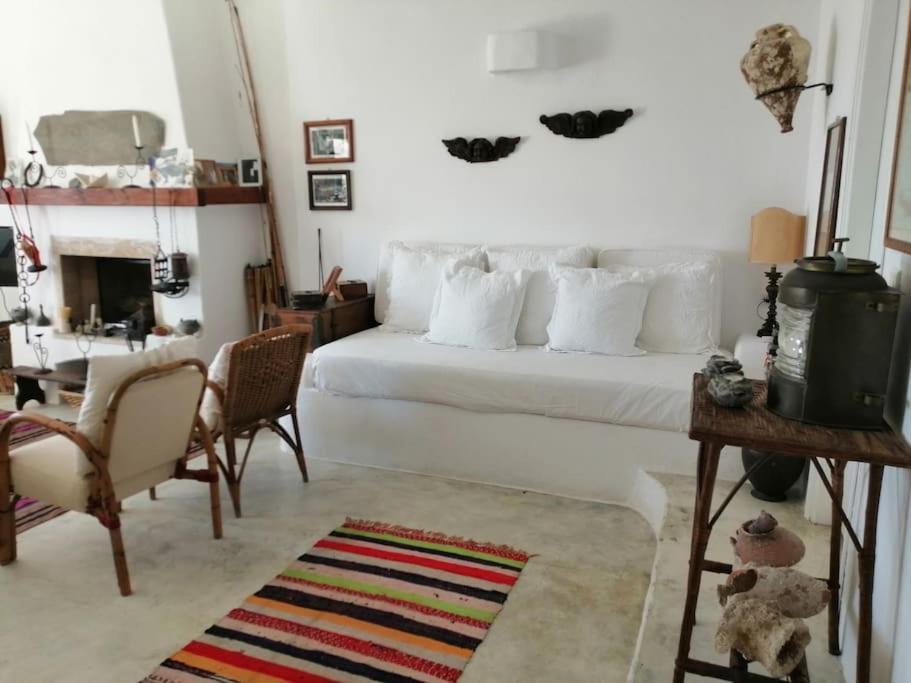 Casa Dei Melograni At Vourlidia Leros Holiday home Vromolithos