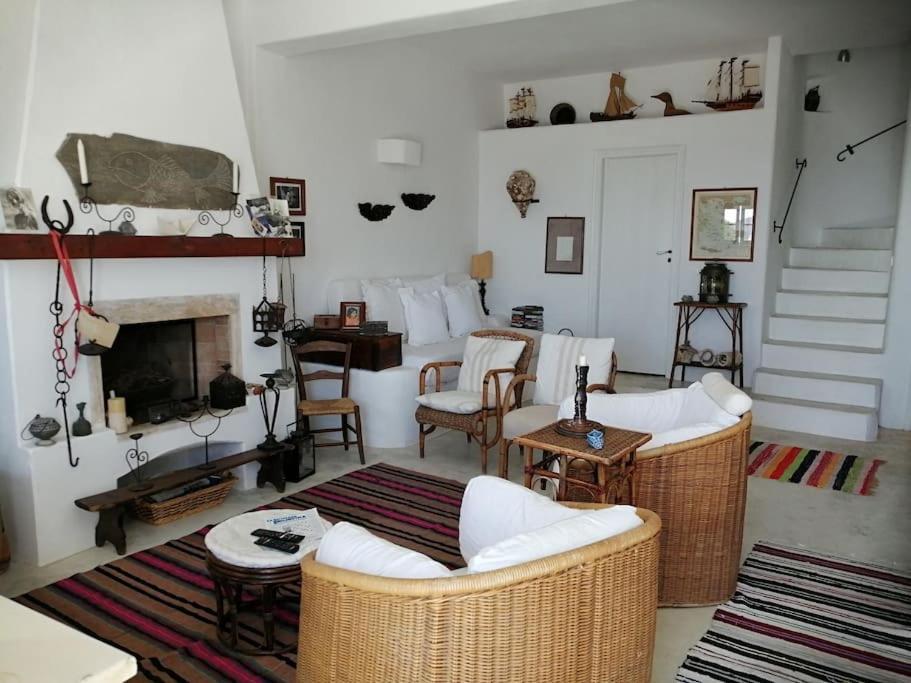 Casa Dei Melograni At Vourlidia Leros Holiday home *