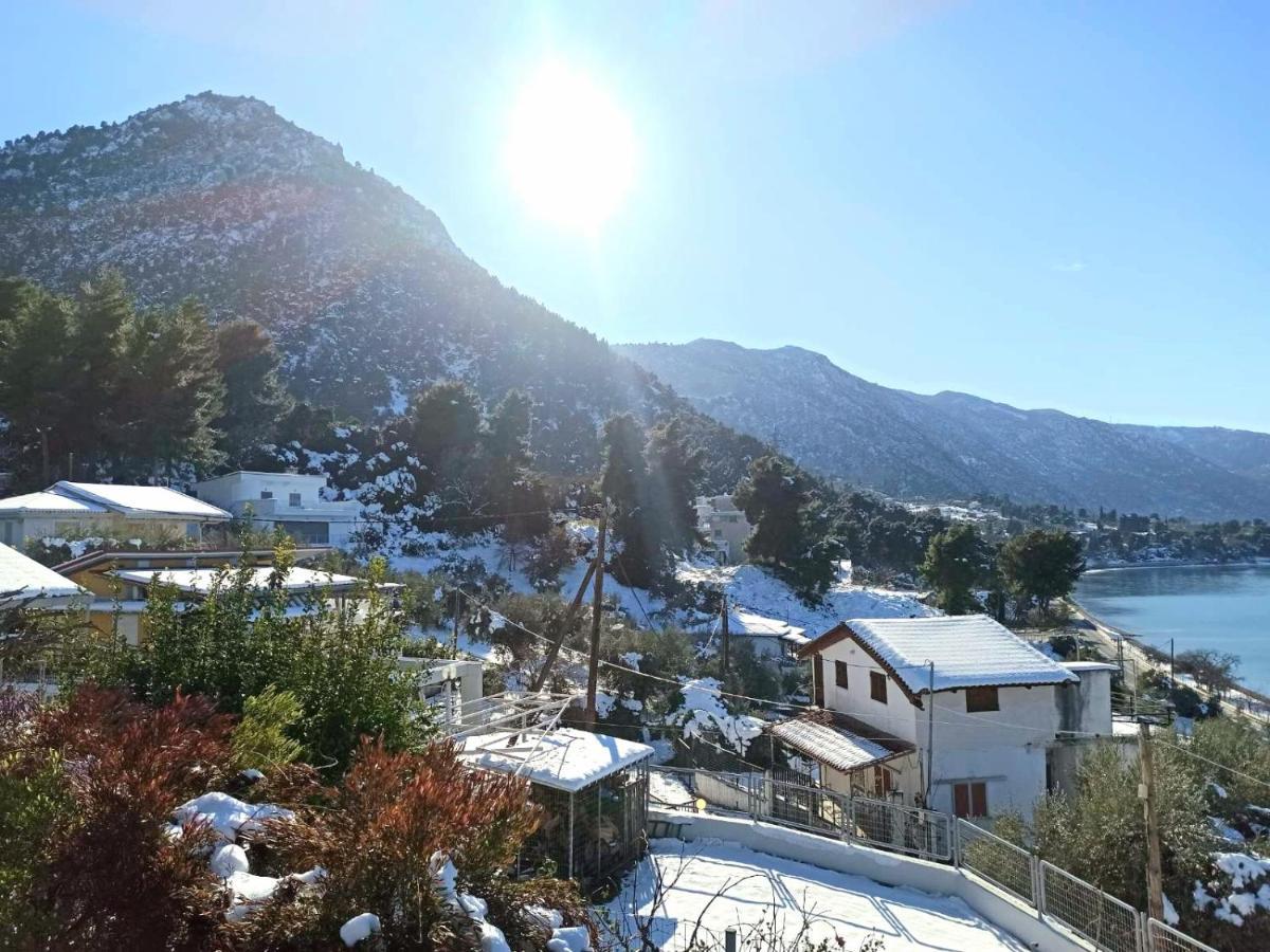 Magical View, Asproneri,