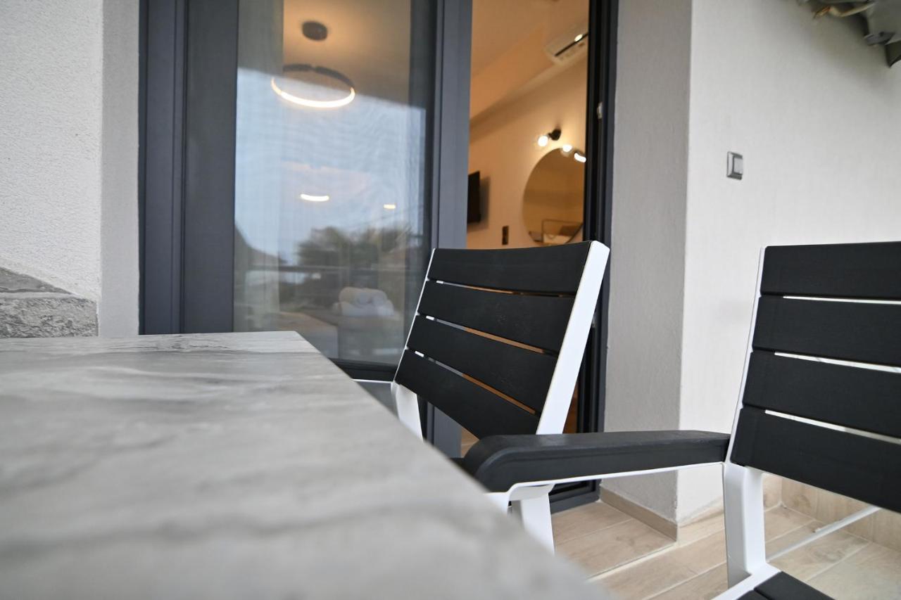 Armonia Luxury * Nea Vrasna
