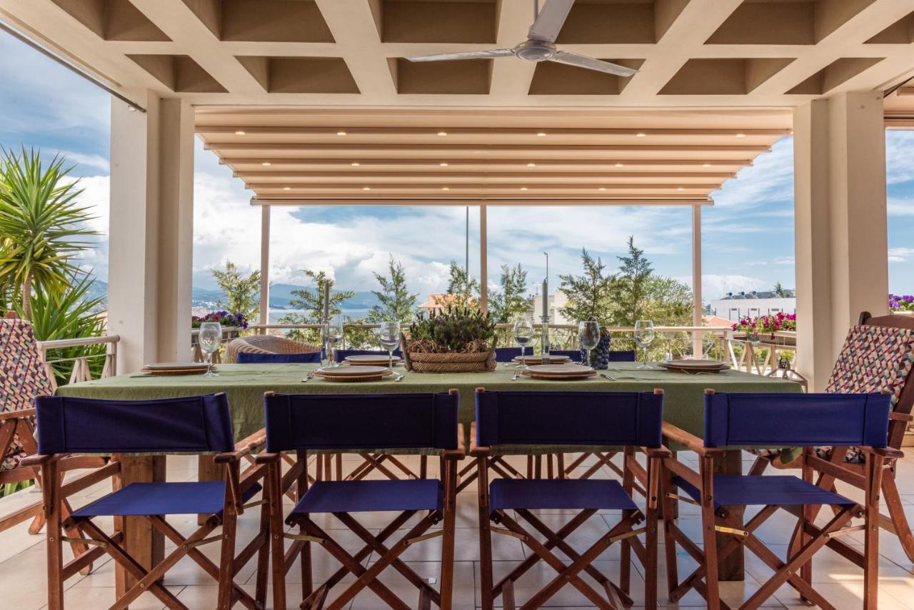 Luminous Villa Nea Iraklitsa