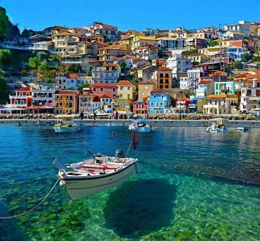 Spyridonou House * Parga