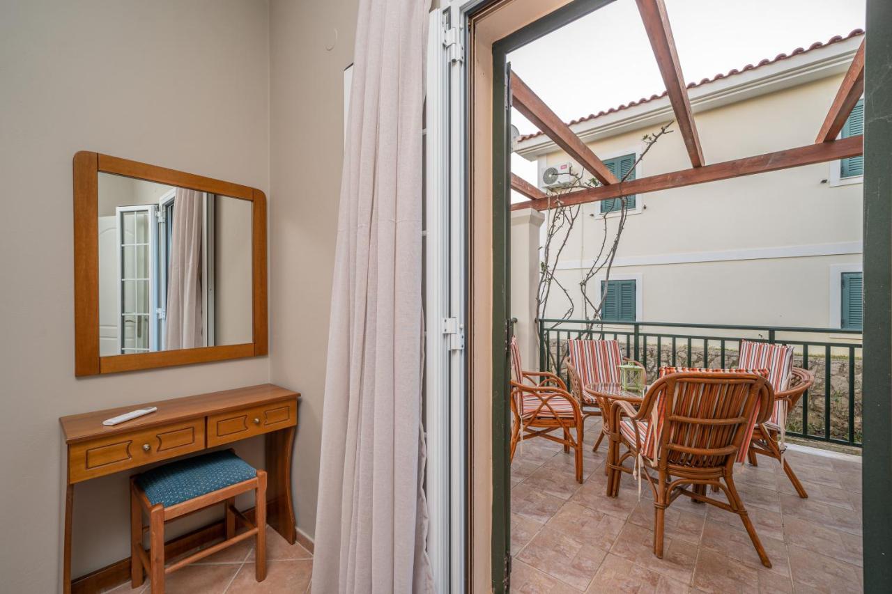 Captain's Villas Katelios