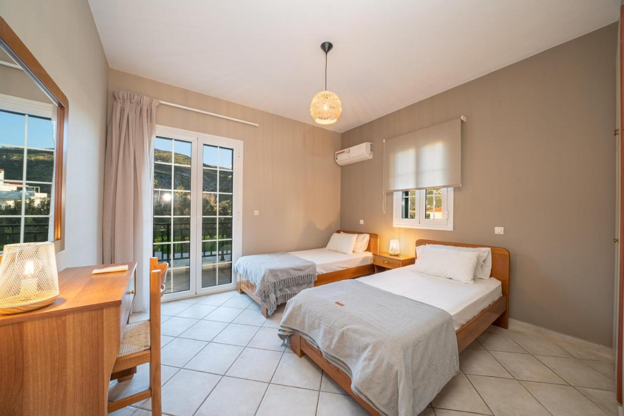 Captain's Villas Apartment Katelios