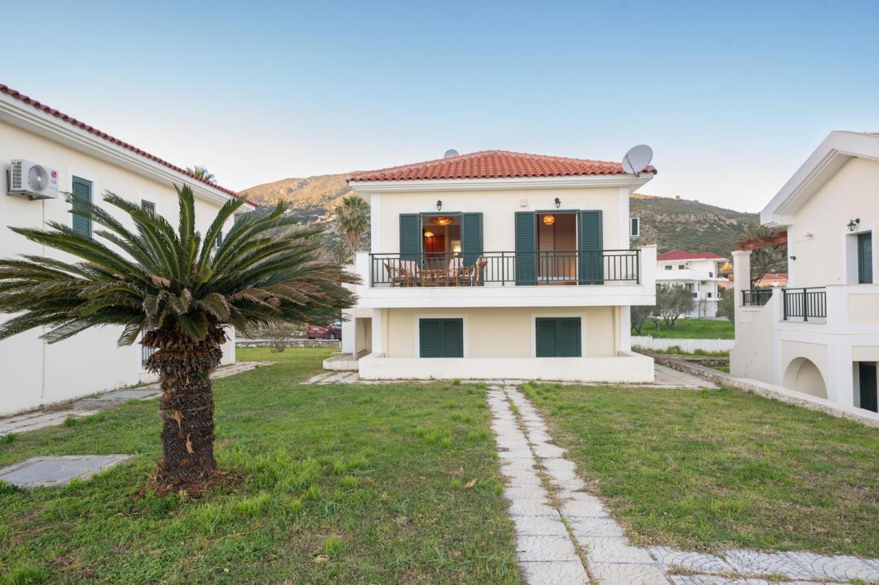 Captain's Villas * Katelios
