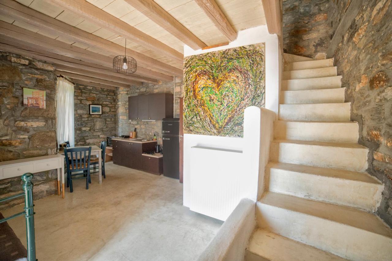 Pyrgos Traditional Village Apartment Agios Kirykos (Ikaria)