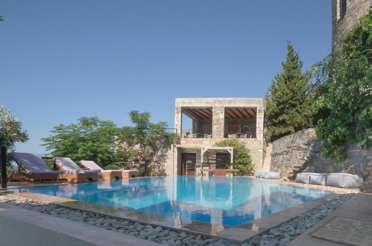 Pyrgos Traditional Village Apartment *