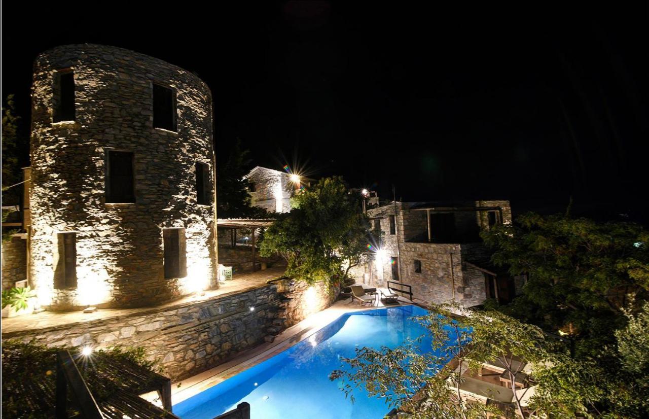 Pyrgos Traditional Village *