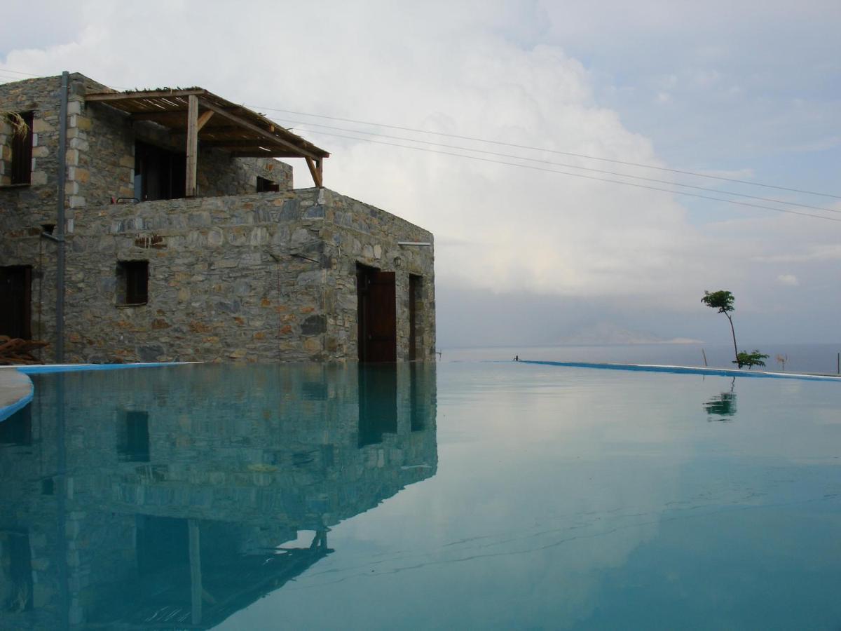 Pyrgos Traditional Village
