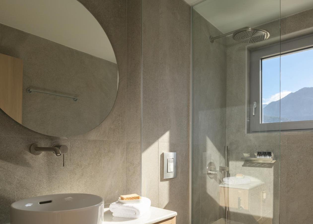 Viveverde Villa, Featuring 3 Pools - Walking Distance To & Shops, By Thinkvilla *