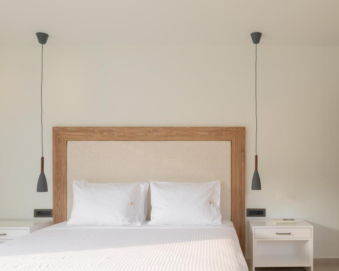 Viveverde Villa, Featuring 3 Pools - Walking Distance To & Shops, By Thinkvilla Villa Bali (Crete)
