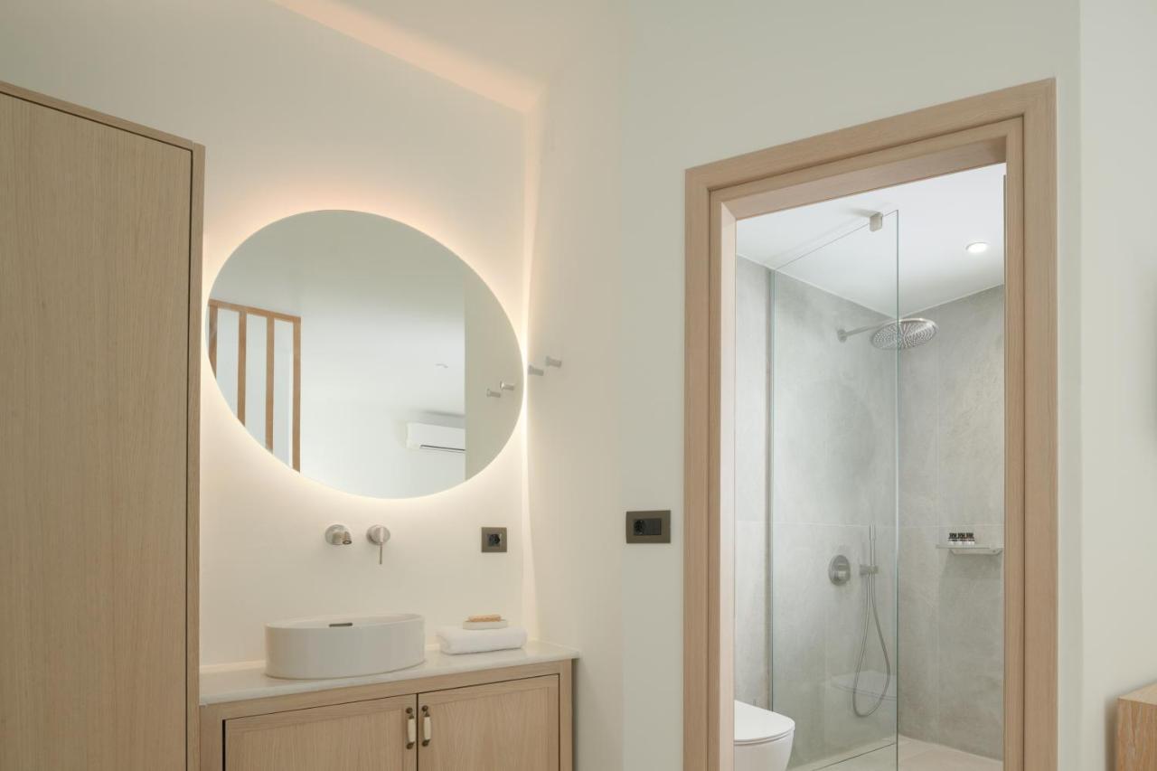 Viveverde Villa, Featuring 3 Pools - Walking Distance To & Shops, By Thinkvilla *