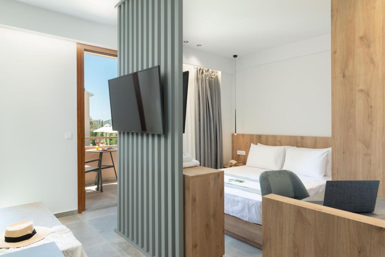 Aparthotel Neoma Luxury - Adults Only *