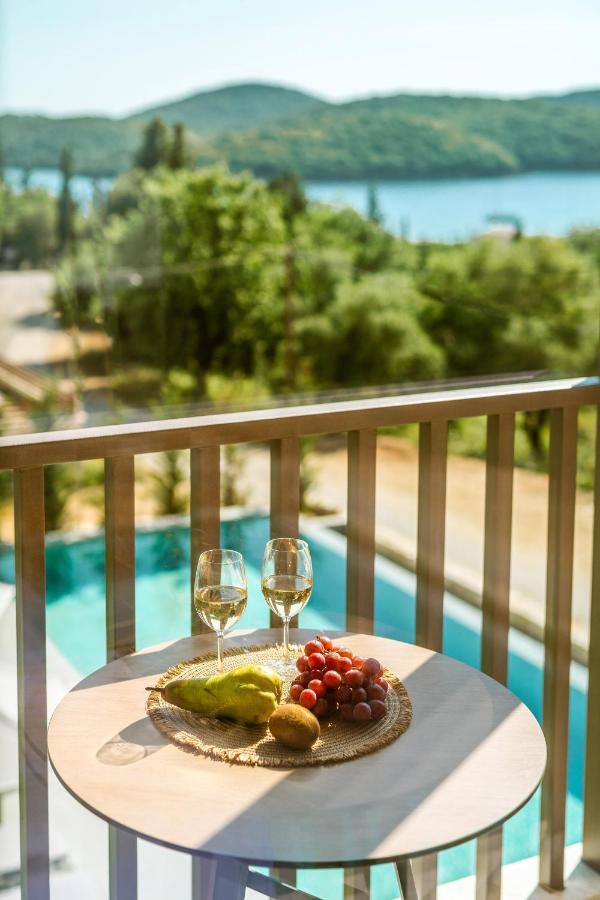 Neoma Luxury - Adults Only