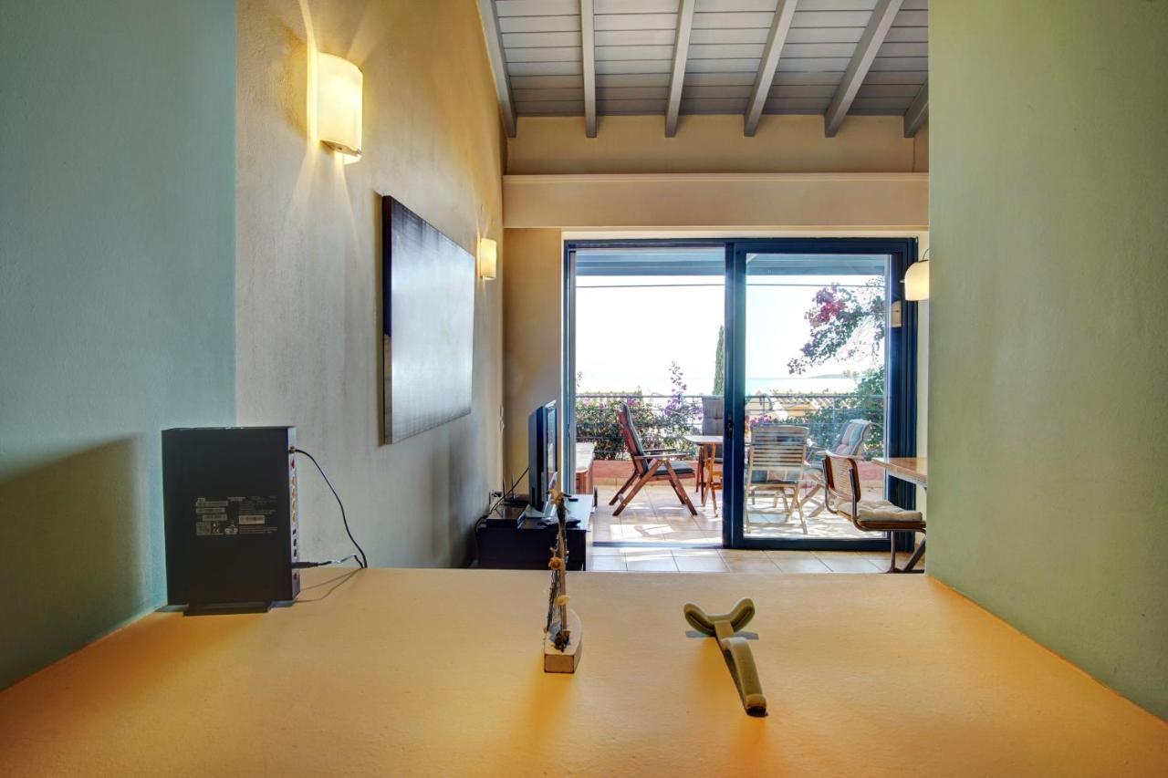 View 1. Apartment *