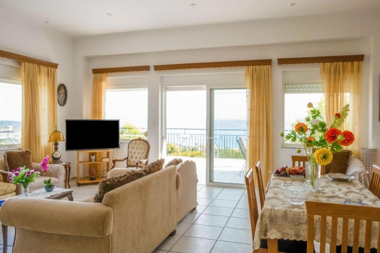 Villa Afroditi In Chania Near Airport With Private Pool, Free Wi-fi, Souda Bay Views, Garden Oasis *