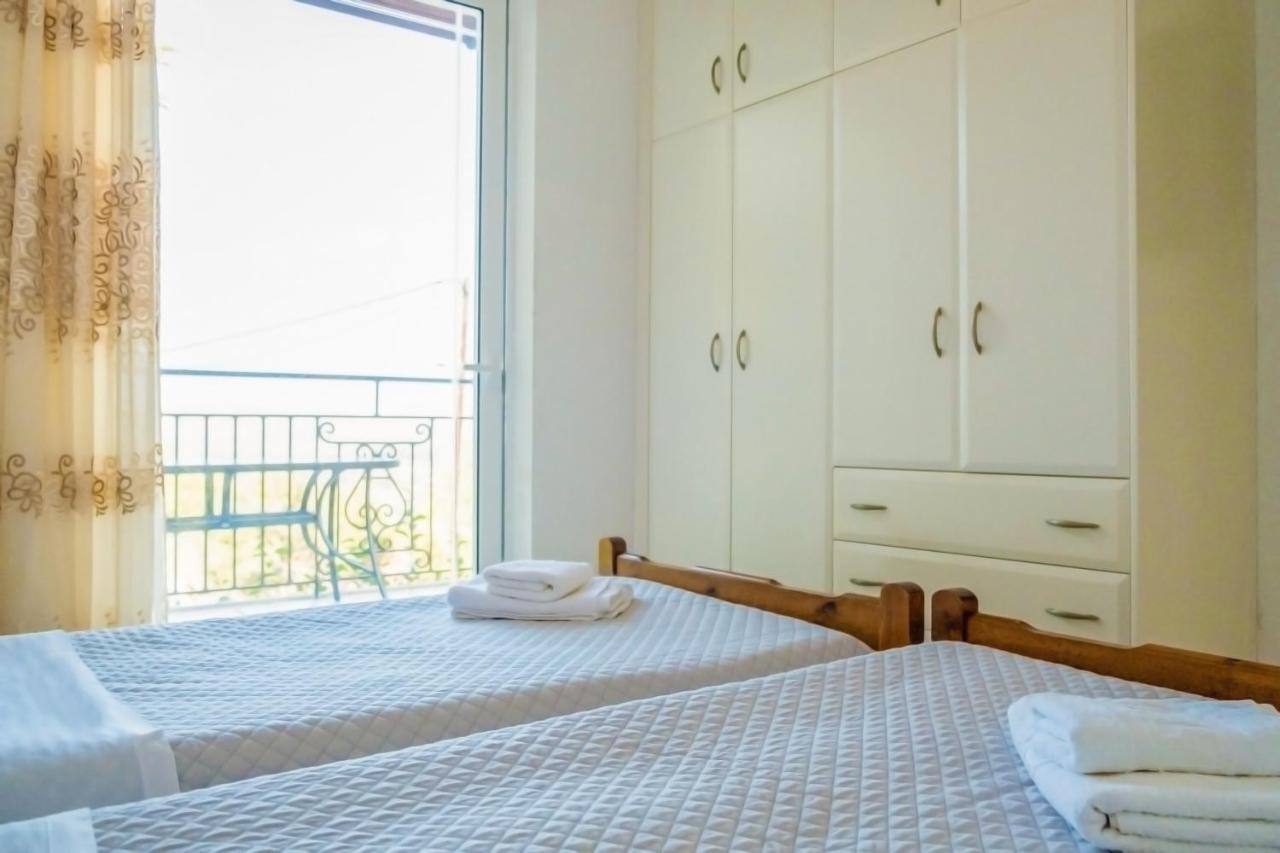 Afroditi In Chania Near Airport With Private Pool, Free Wi-fi, Souda Bay Views, Garden Oasis Villa