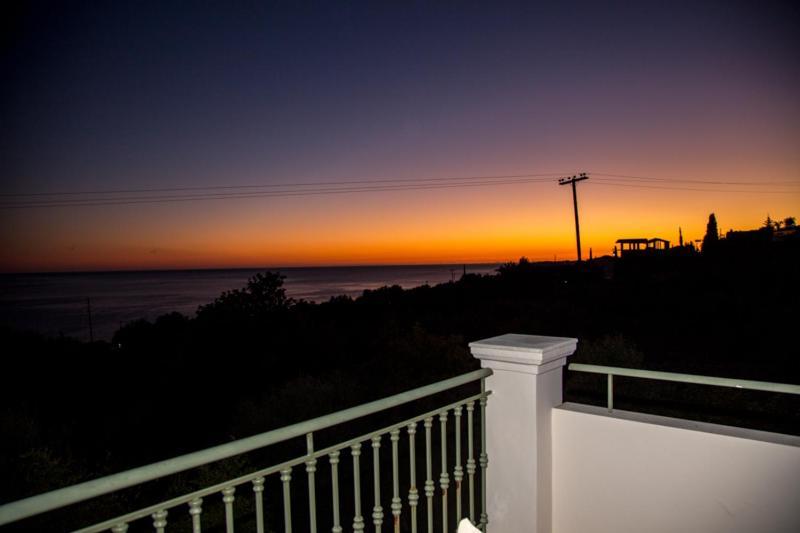 Thelxis Lourdata (Kefalonia)