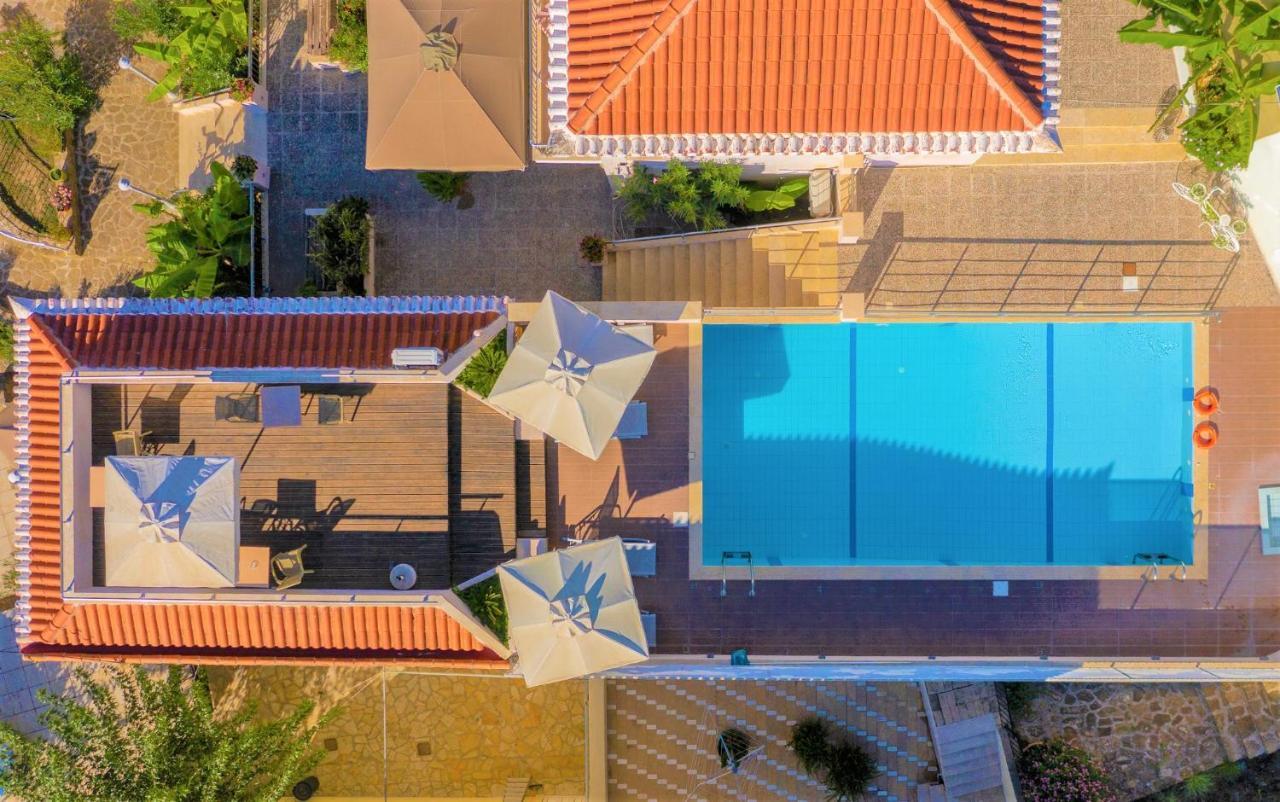 Vereniki Apartment Finikounta